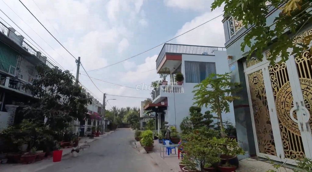 Bán Gấp Lô Góc 2 MT Đường Nhựa Xã Long Khê Cần Đước 146m2 ONT Sổ hồng