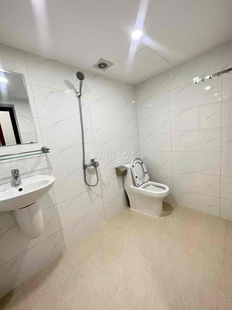 Cần bán nhà đẹp phố Vũ Trọng Phụng vài bước chân ra phố, 32m2x5 tầng - Ảnh 1