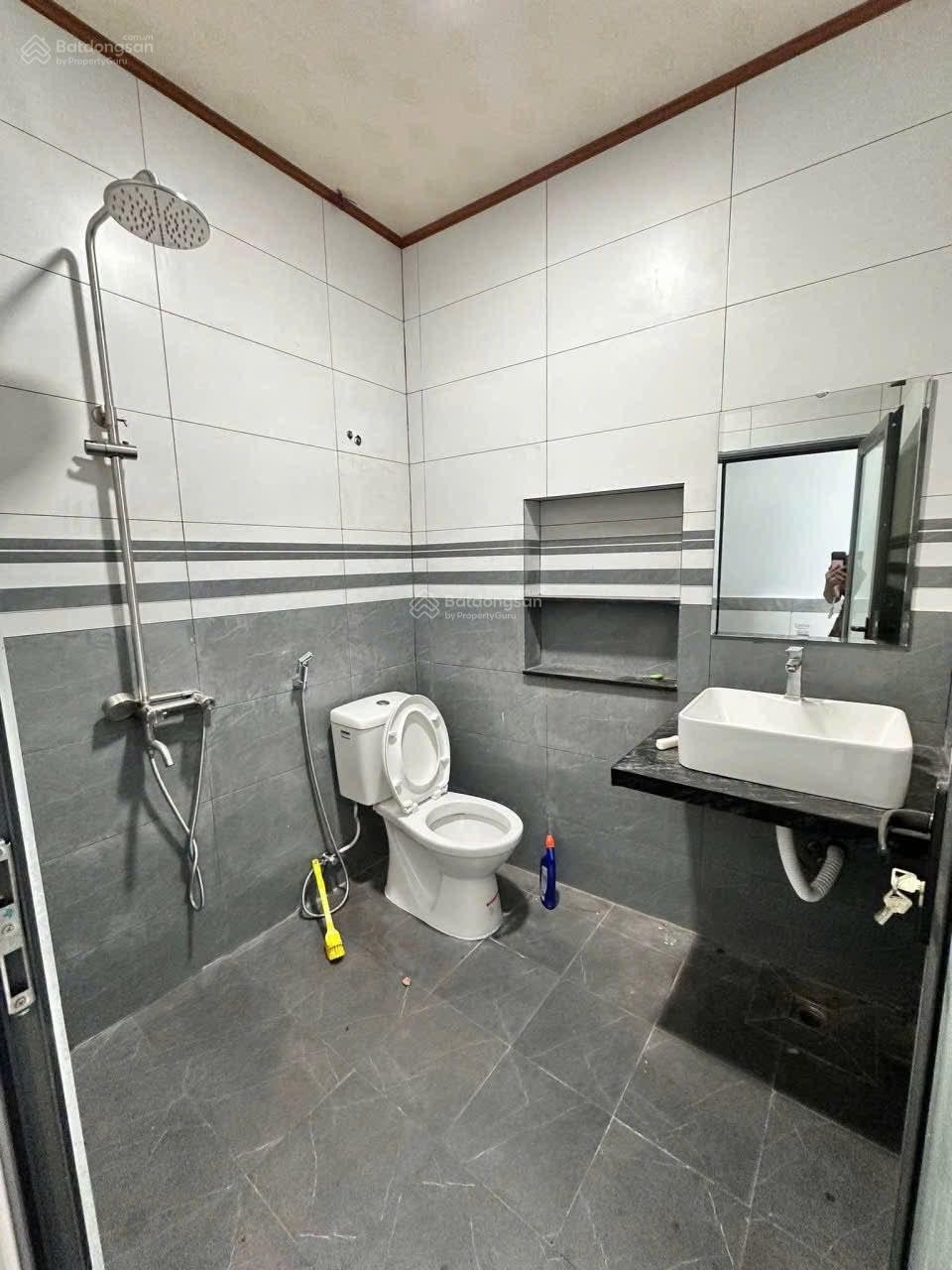 Bán gấp nhà riêng tại Thiên Thai, Thành Phố Huế 1,65 tỷ, 120m2, 2PN, 1WC - Ảnh 1