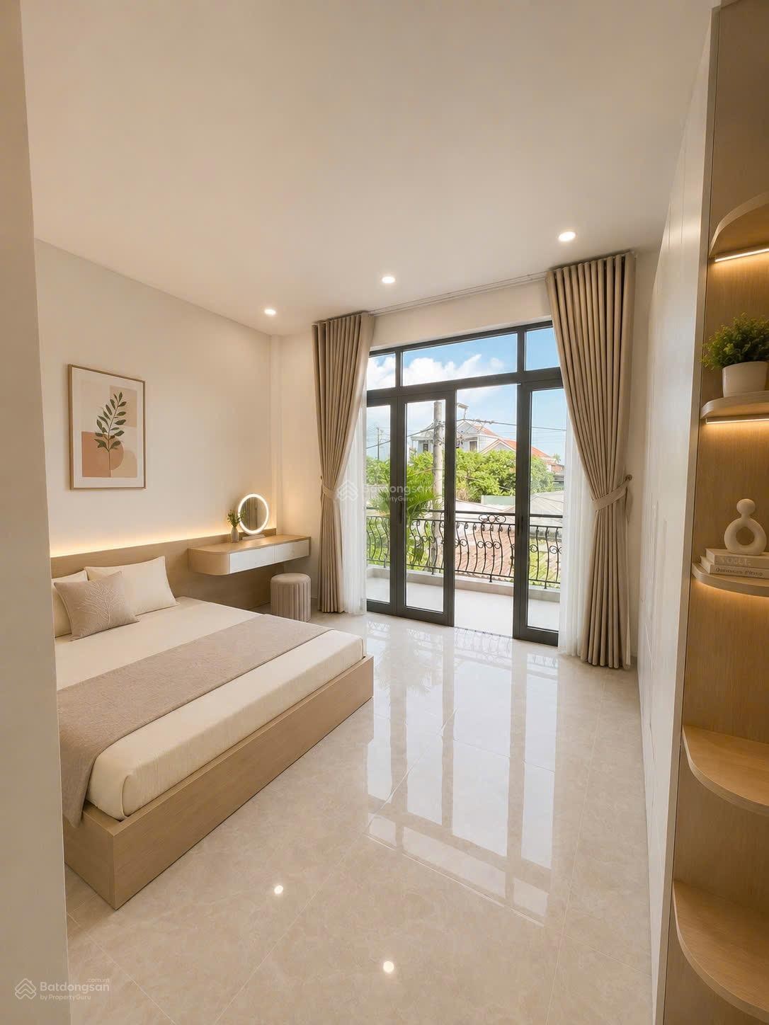 Bán nhà 3 tầng tân cổ điển full nội thất gần Phạm Văn Đồng, TP Huế Giá: 3,85 tỷ - Ảnh 4