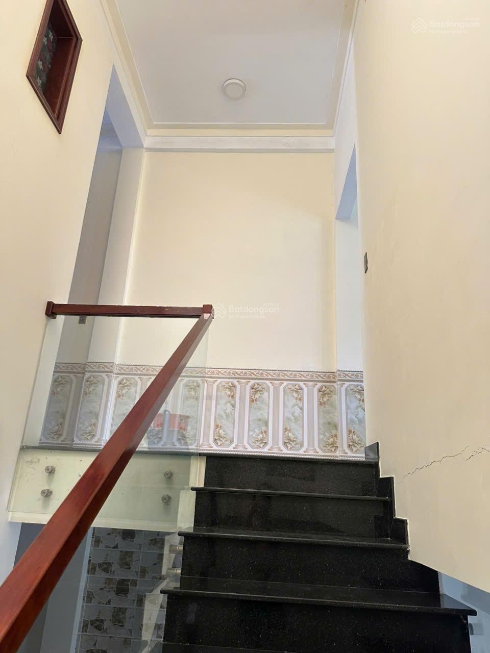 Bán nhà riêng 34 Mạc Thị Bưởi, 3,85 tỷ, 85m2, 3PN, 2WC, pháp lý đầy đủ