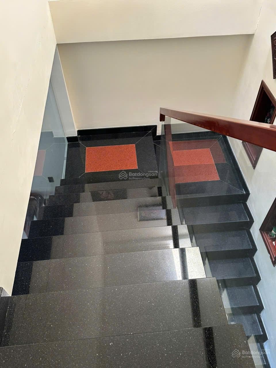 Bán nhà riêng 34 Mạc Thị Bưởi, 3,85 tỷ, 85m2, 3PN, 2WC, pháp lý đầy đủ
