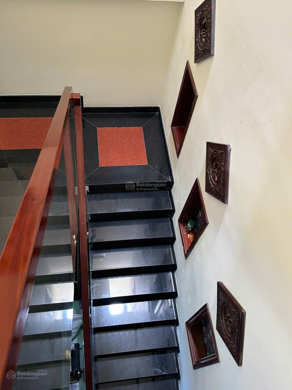 Bán nhà riêng 34 Mạc Thị Bưởi, 3,85 tỷ, 85m2, 3PN, 2WC, pháp lý đầy đủ