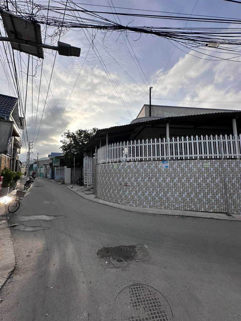 Thay đổi chổ ở nên cần bán nhà chính chủ tại Cà Ná
