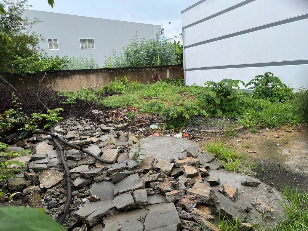 BÁN LÔ ĐẤT NỞ HẬU ĐẸP – HẺM CÔNG CHỨNG NGỌC HÂN (VÀO 200M) - Ảnh 1