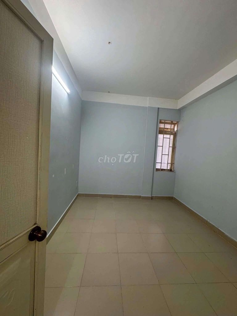 Giá siêu tốt chỉ 1 tỷ 650 chung cư 2PN Ngô Quyền sổ hồng riêng