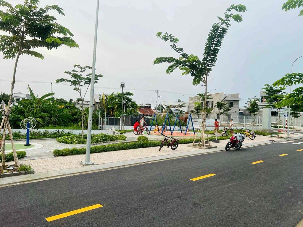 BÁN CẶP NỀN ĐỐI DIỆN CÔNG VIÊN - Ảnh 5