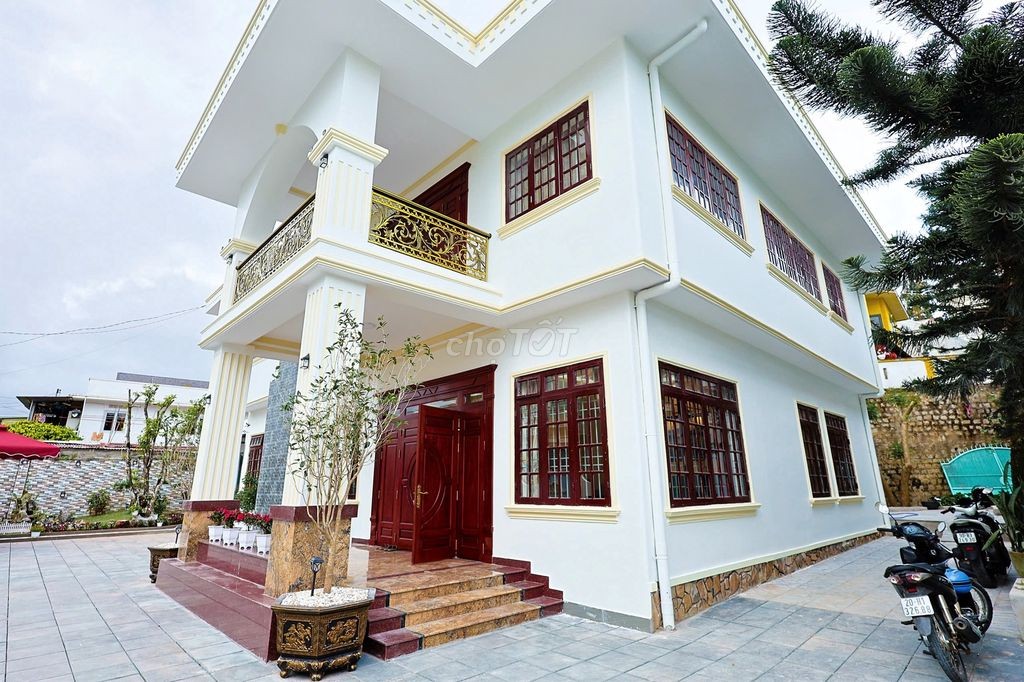 Cần bán gấp biệt thự đường 3 tháng 4 phường Hồ Xuân Hương (P3), Đà Lạt - Ảnh 1