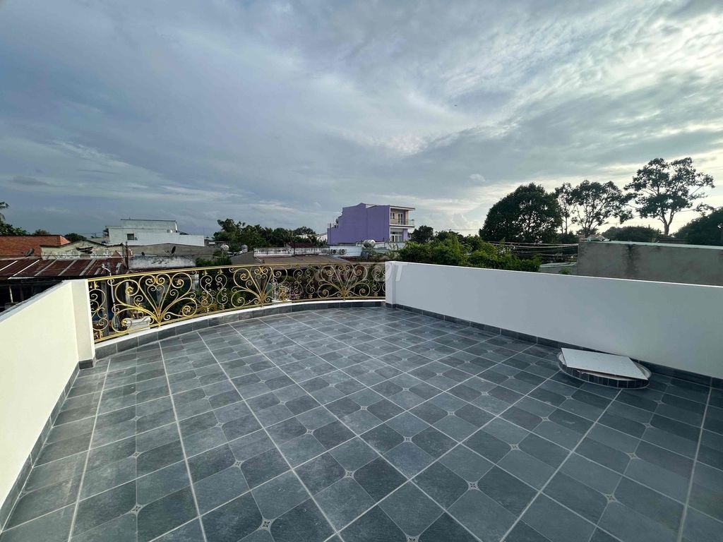 Bán villa lầu hồ boi, mặt tiền Nguyễn Văn Cừ nối dài - Ảnh 3