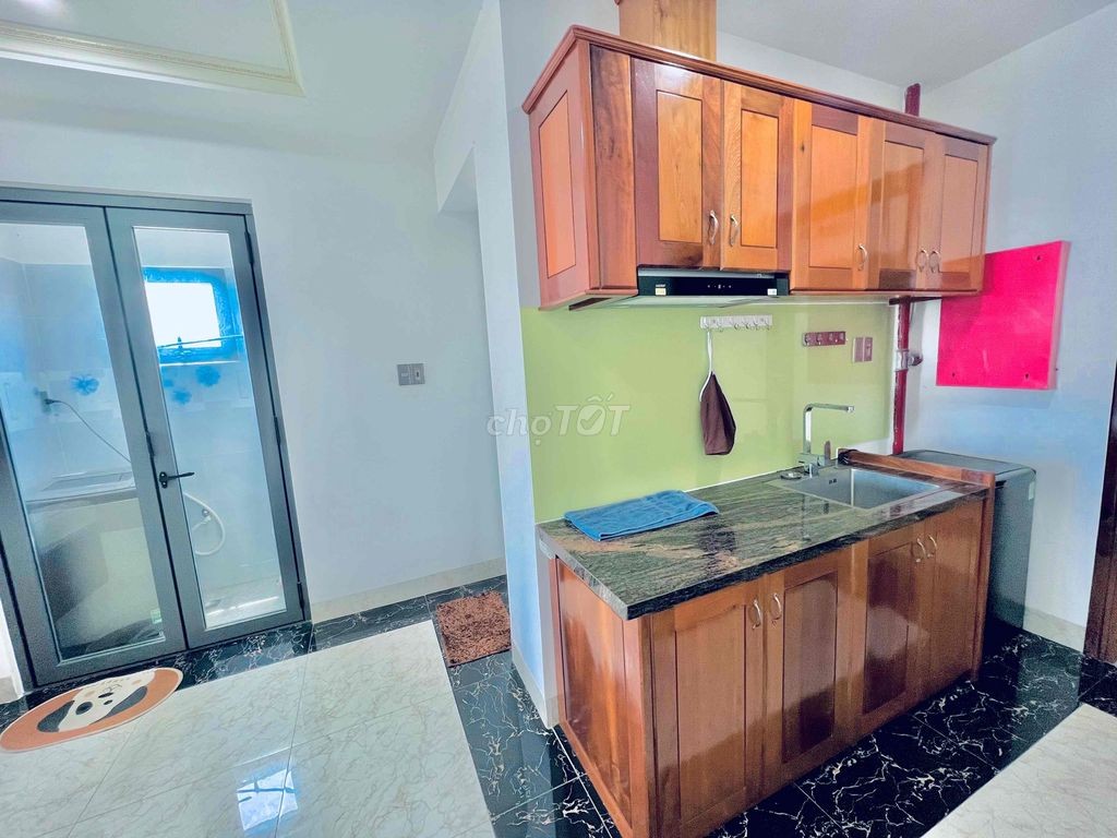 Cho thuê căn hộ đầy đủ nội thất , mt đường Phước Long Nha trang