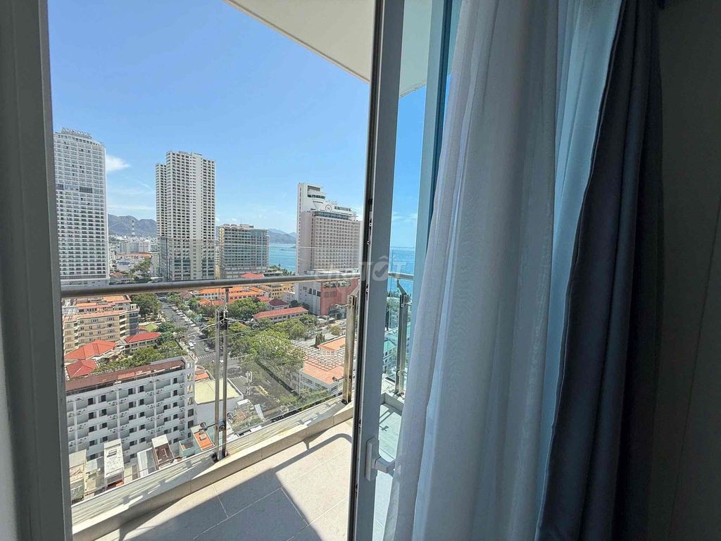Cho thuê căn goc TUI BLUE (ARIYANA BUILDING) - TTTP Nha Trang