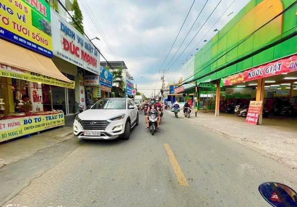🆘 BÁN NHÀ MẶT TIỀN LÝ VĂN SÂM TAM HIỆP - TP ĐỒNG NAI 193m2 . CÓ DÒNG TIỀN CHO THUÊ GẦN 300tr/ năm .
