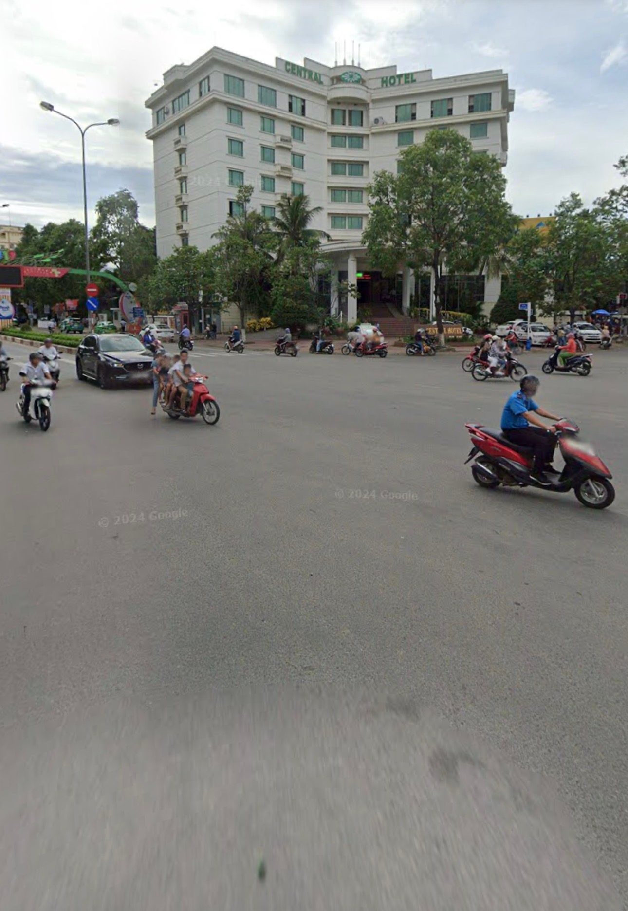 Bán Nhà riêng 123.4m2 có sẵn 123.4 m2 thổ cư giá 18 tỷ tại Đường Quang Trung Phường Chánh Lộ Thành phố Quảng Ngãi Quảng Ngãi