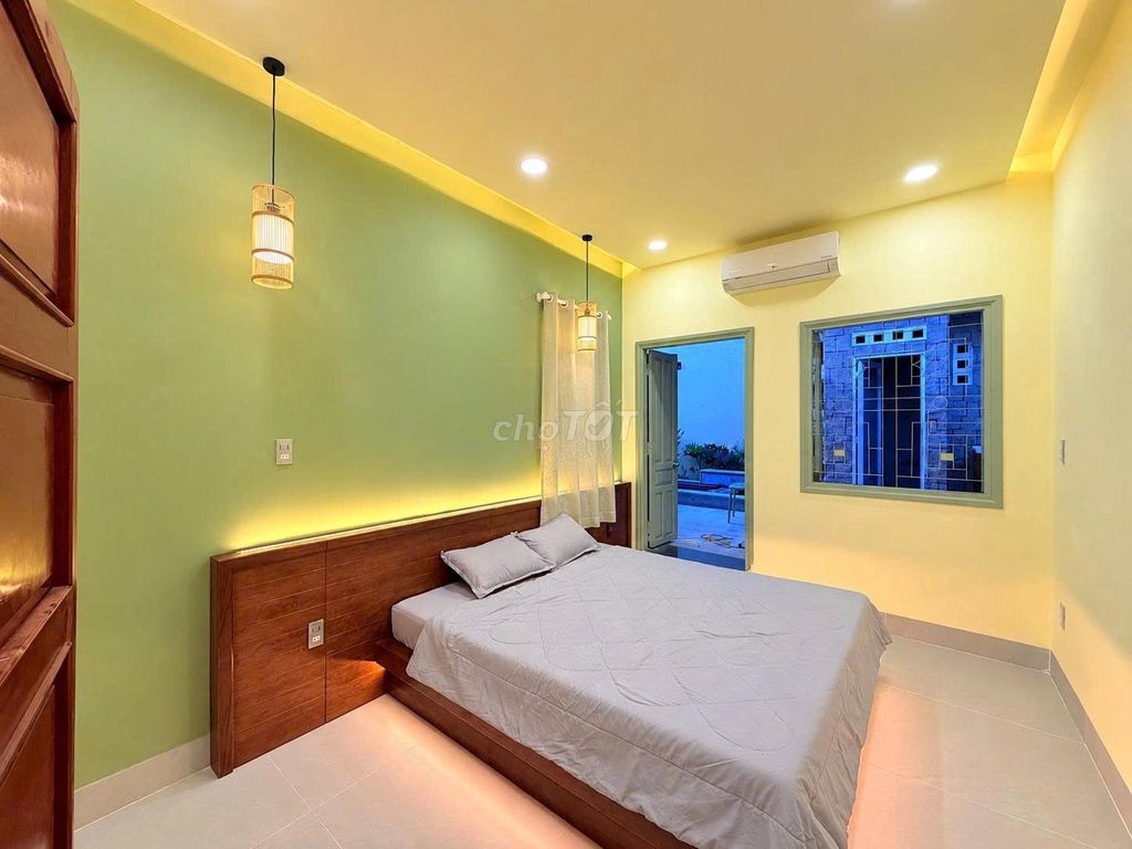 VILLA MỚI XÂY CÓ HỒ BƠI SÂN VƯỜN 3 PHÒNG NGỦ BẮC NHA TRANG