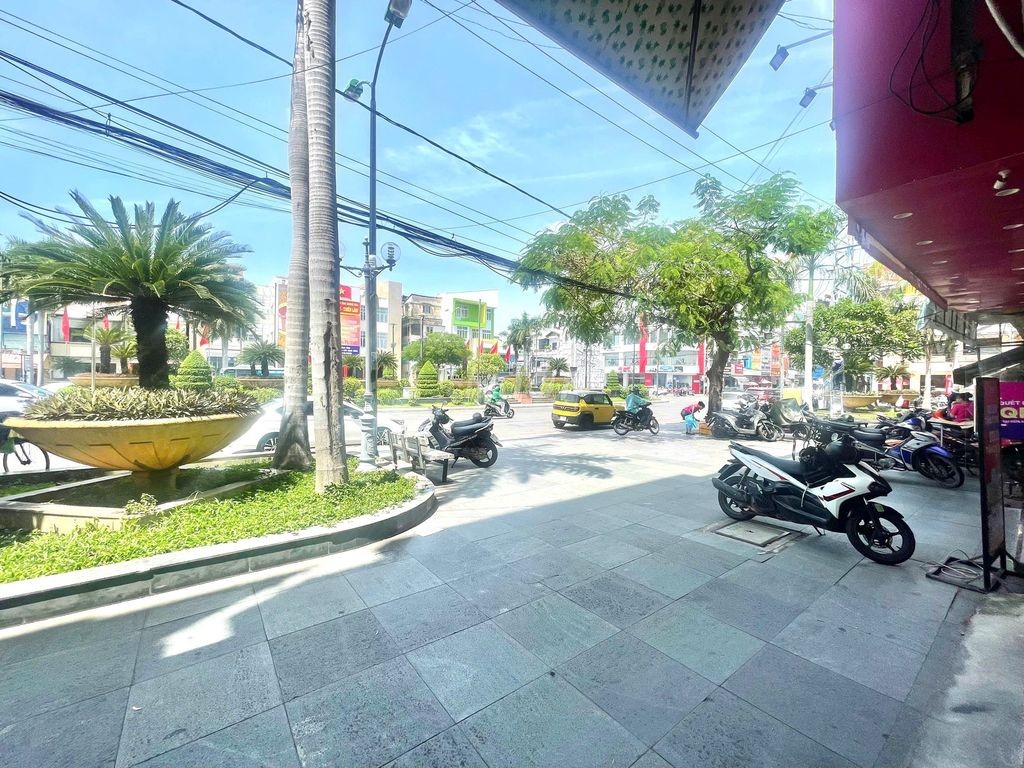 CHO THUÊ MẶT BẰNG NGAY TRUNG TÂM THÀNH PHỐ CHỢ ĐẦM GIÁ 16 TRIỆU