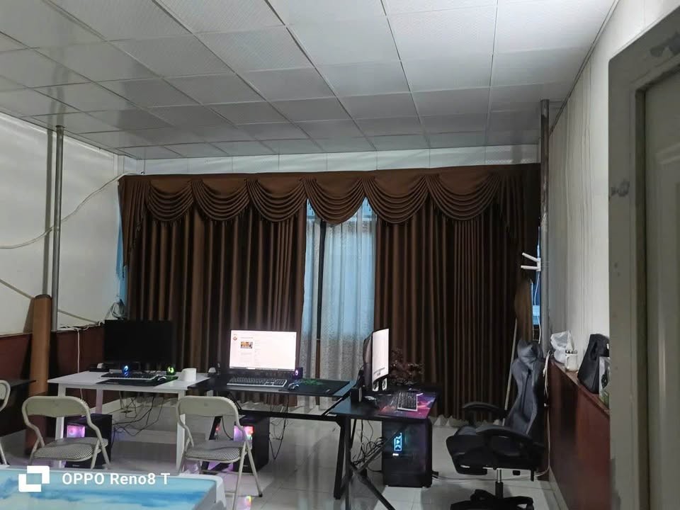 8.1 TỶ CÓ NGAY NHÀ 3 TẦNG TRUNG TÂM - Ảnh 4