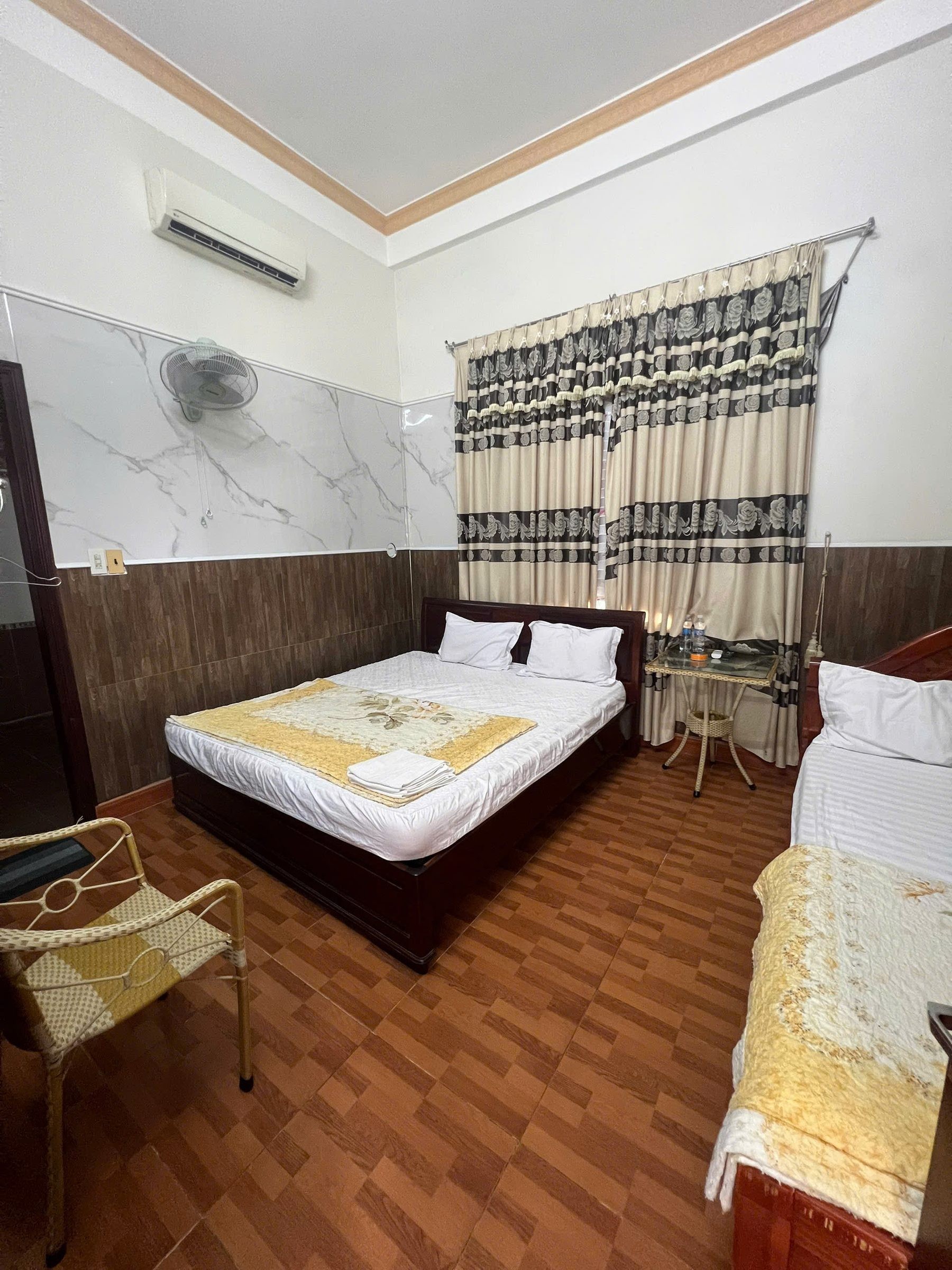 Chính chủ cần bán khách sạn Tây Đô mặt tiền đường Phạm Văn Đồng, pháp lý rõ ràng. Giá 7,9 tỷ (còn TL) - Ảnh 2