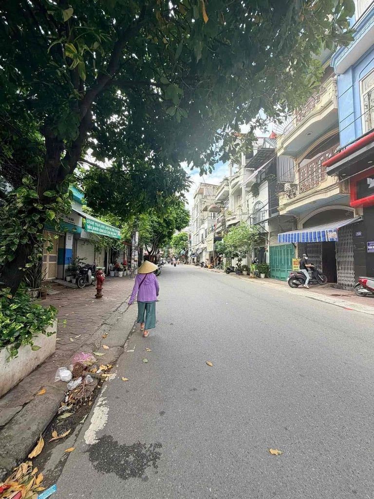 🏠 MẶT ĐƯỜNG LÁN BÈ – NHÀ LÔ GÓC 90M², 2,5 TẦNG – 10,9 TỶ - dòng tiền 2