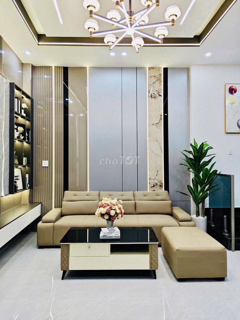 (GIÁ TỐT) NHÀ MỚI 100%, HOÀN CÔNG, FULL NỘI THẤT. GIÁ CHỈ 2,750 TỶ