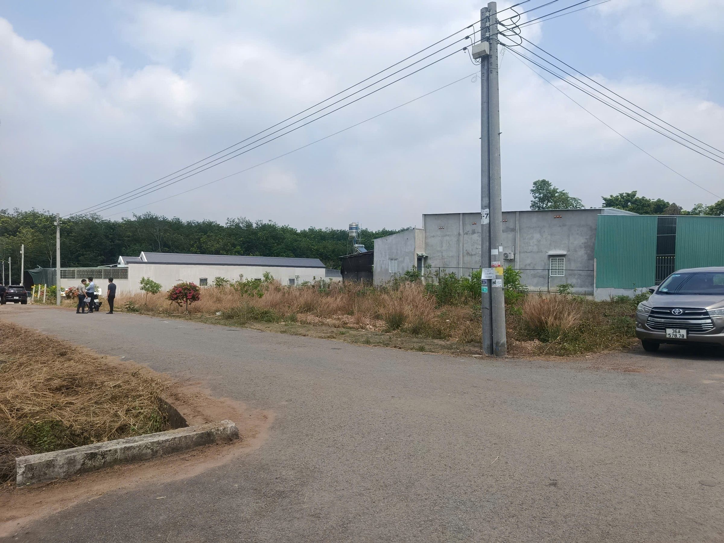 Bán Đất 210m2 có sẵn 100 m2 thổ cư giá 360 triệu tại Xã An Linh Huyện Phú Giáo Bình Dương - Ảnh 1