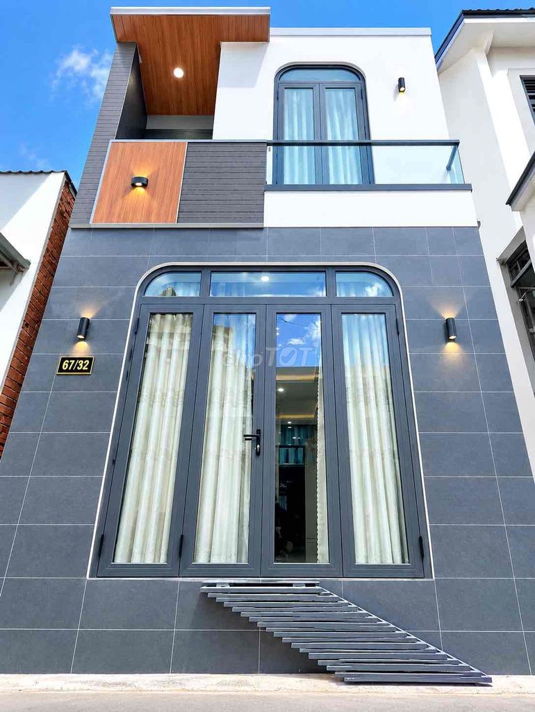 Nhà trệt lầu Full nội thất - Hẻm 67 Hùng Vương - Gần siêu thị Vincom