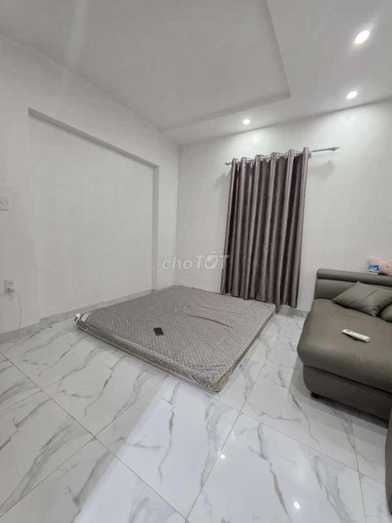 chính chủ cần bán gấp căn hộ