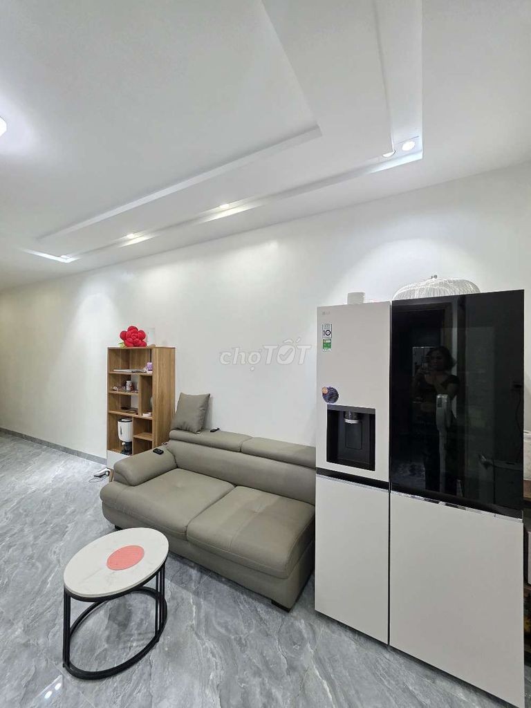 chính chủ cần bán gấp căn hộ