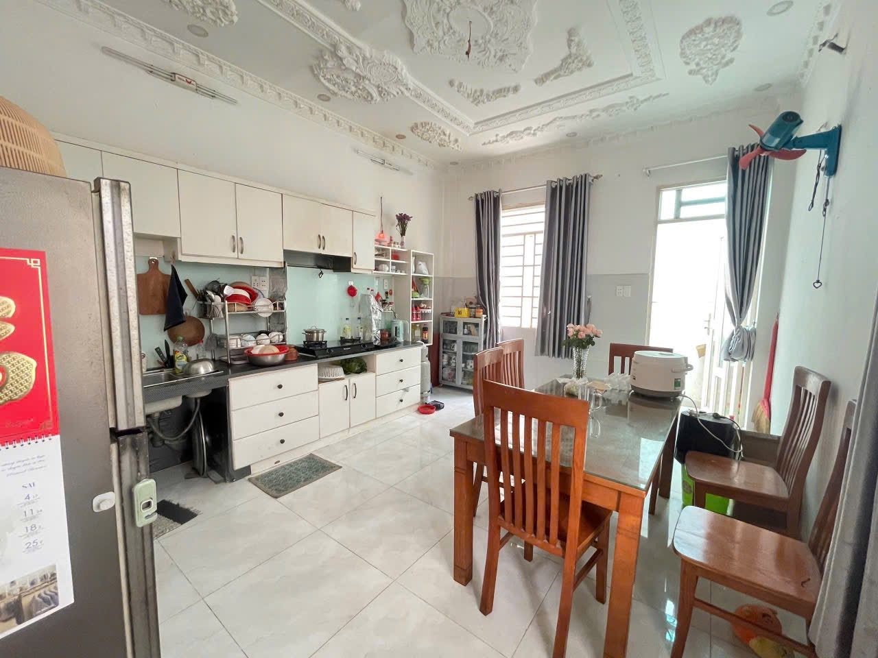 BÁN GẤP NHÀ CHÍNH CHỦ - 73,5 m2 - TT NHÀ BÈ - NHÀ ĐẸP VÔ Ở NGAY - NỢ NGÂN HÀNG BÁN GẤP 4,1 TỶ - Ảnh 4