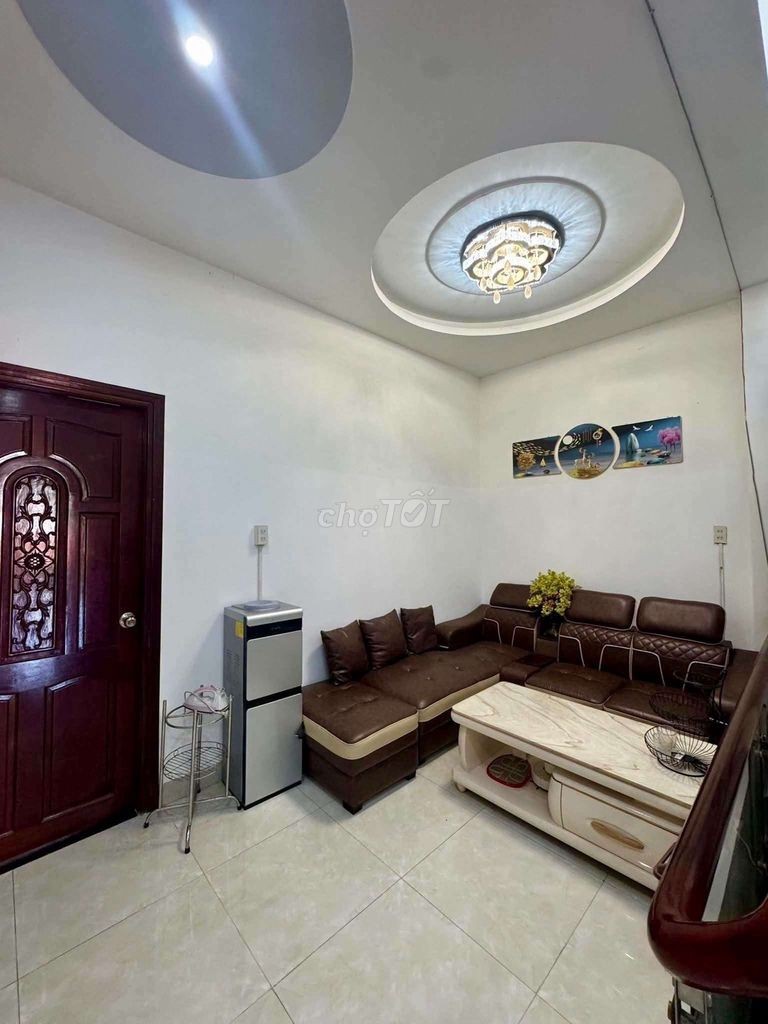 NHÀ 2 LÂU RỘNG RÃI - KDC HỒNG PHÁT - Ảnh 5