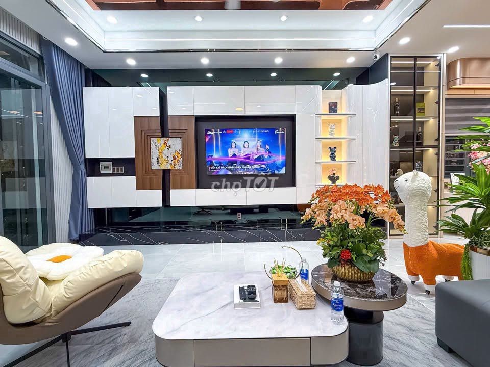 Bán nhà 3 tầng KDC Hồng Loan 6A 80m2 full nội thất cao cấp