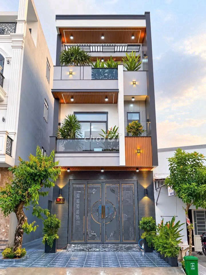 Bán nhà 3 tầng KDC Hồng Loan 6A 80m2 full nội thất cao cấp