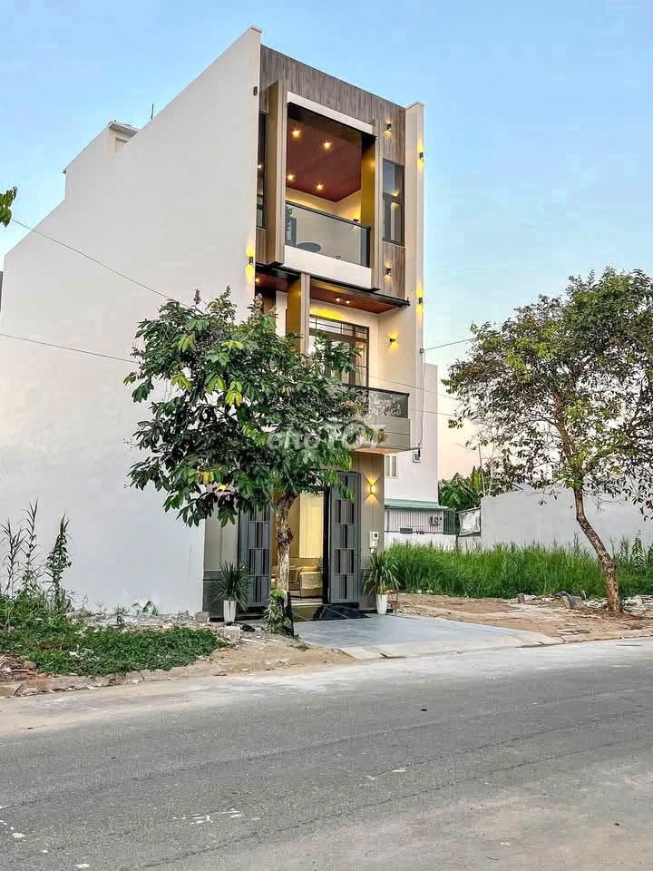 Bán nhà 3 tầng kdc Hồng Loan 5x17m giá 5.8 tỷ - Ảnh 1