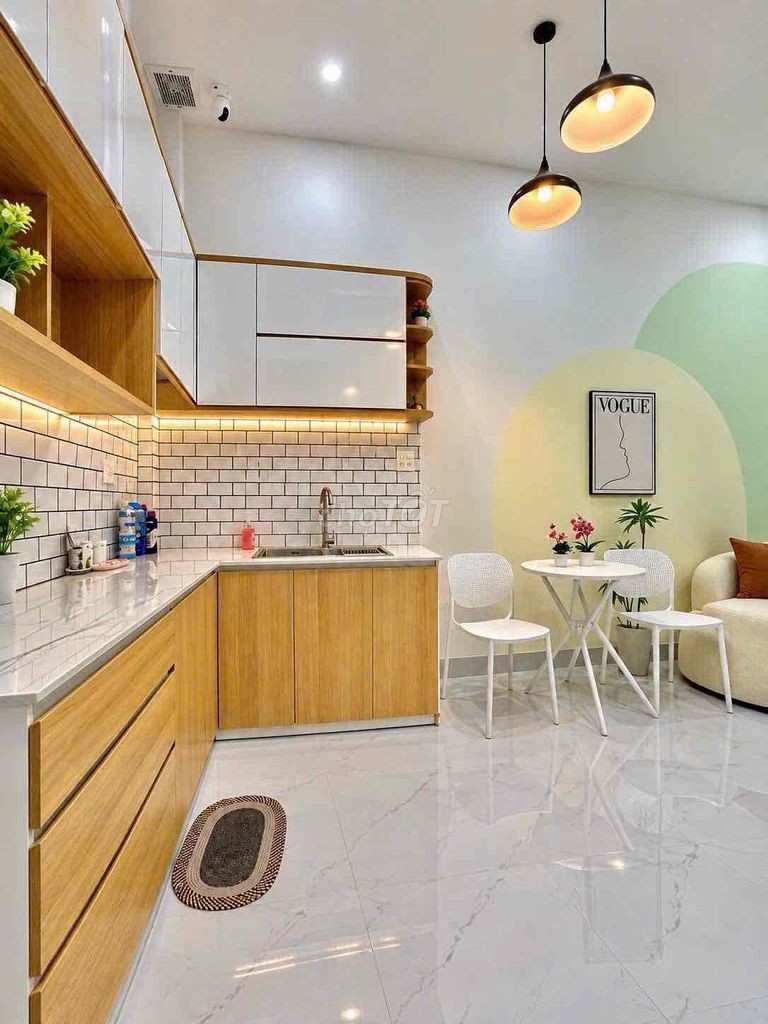 BAN NHA HEM 44 CÁCH MANG THANG TAM - Ảnh 1