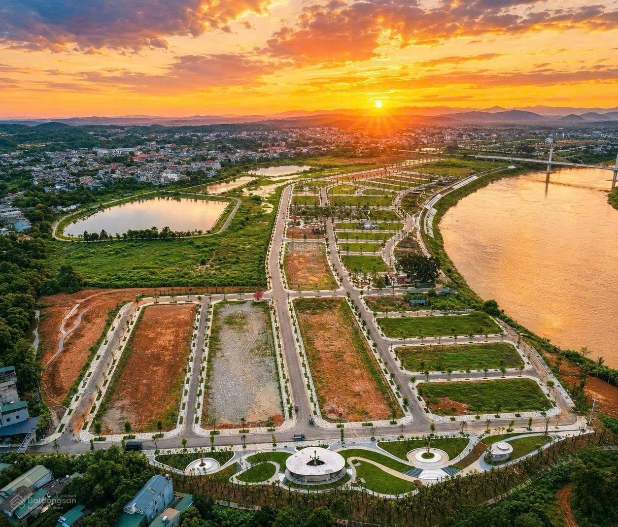 Giá mềm vô địch! Căn shophouse 5 tầng cạnh thoáng kề công viên, giá chỉ từ 5,8 tỷ!