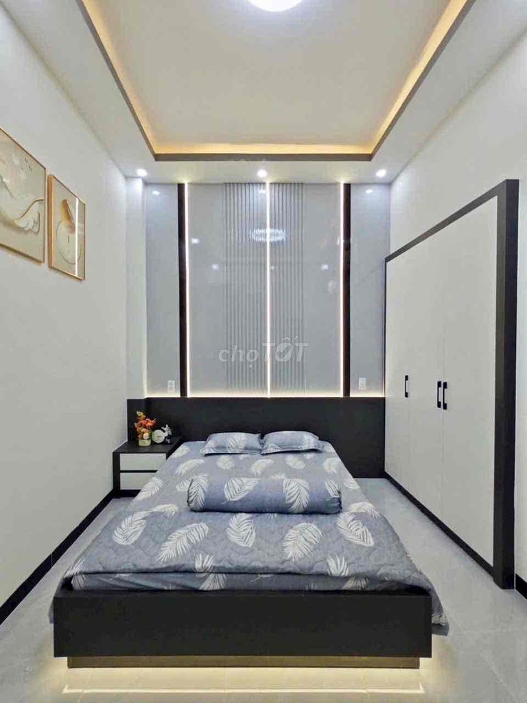 NHÀ TRỆT LẦU MỚI HOÀN THIỆN LỘ Ô TÔ - HẺM 112 HOÀNG QUỐC VIỆT - Ảnh 1