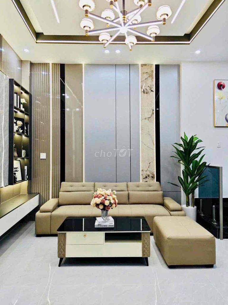 NHÀ TRỆT LẦU MỚI HOÀN THIỆN LỘ Ô TÔ - HẺM 112 HOÀNG QUỐC VIỆT - Ảnh 4
