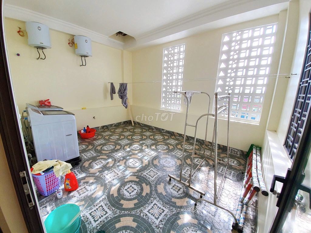 Cho thuê nhà phố Văn Cao, DT: 80m2, 7 ngủ khép kín. - Ảnh 10