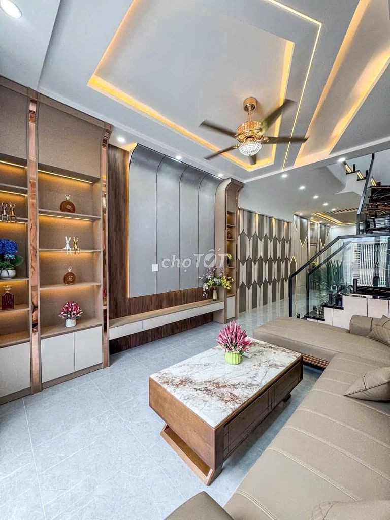 BÁN NHÀ TRỆT LẦU DT RỘNG HẺM 67 PHAN ĐĂNG LƯU GẦN VINCOM HÙNG VƯƠNG - Ảnh 1