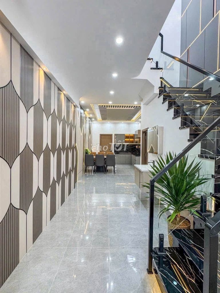BÁN NHÀ TRỆT LẦU DT RỘNG HẺM 67 PHAN ĐĂNG LƯU GẦN VINCOM HÙNG VƯƠNG - Ảnh 4