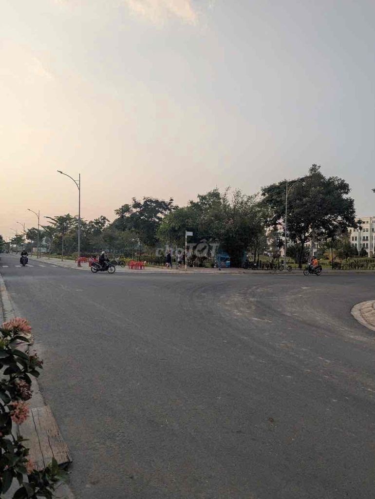 Nhà hoàn công mặt tiền Đặng Văn Dầy, Bình Thuỷ, Cần Thơ - Ảnh 1