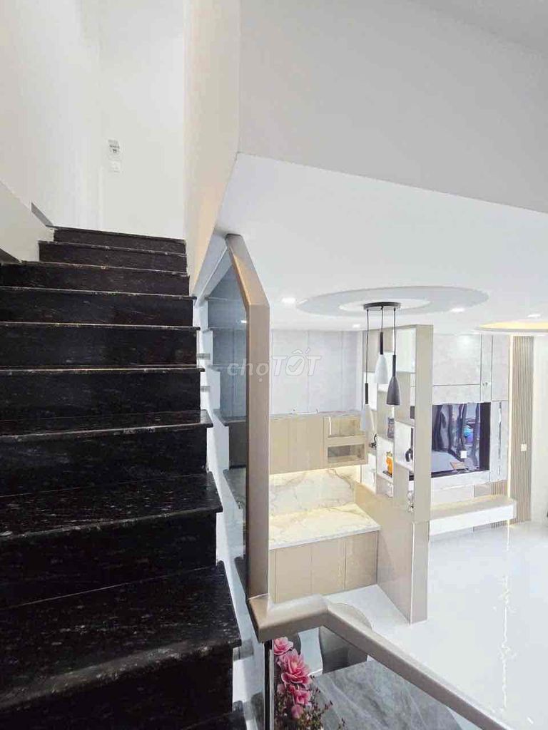 Nhà lầu xây mới mặt tiền đường 20m - Gần sân bay Cần Thơ - Ảnh 12