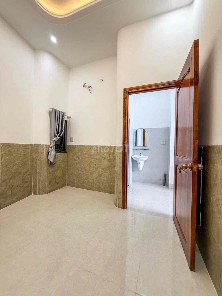 NHÀ LẦU 3 PHÒNG NGỦ HẺM 311 NGUYỄN VĂN CỪ NGANG ĐẠI HỌC CÔNG NGHỆ - Ảnh 8