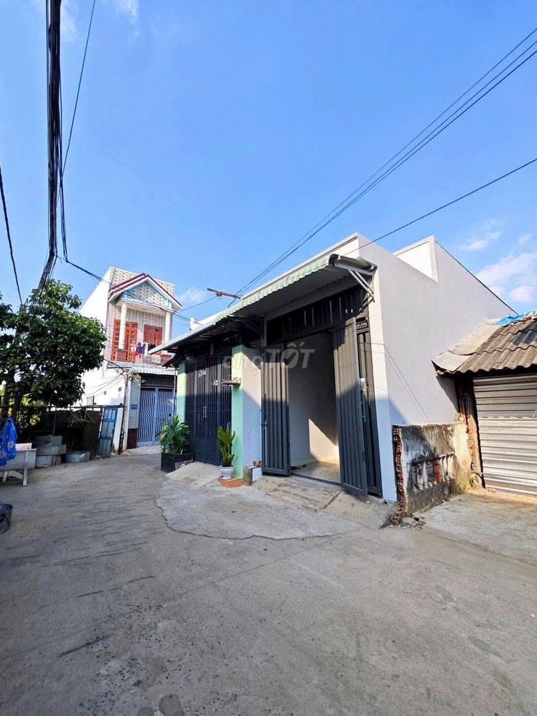 NHÀ 2 MẶT TIỀN ( TRƯỚC - SAU) – GIÁ CHỈ 1,690 TỶ! (CÒN TL)