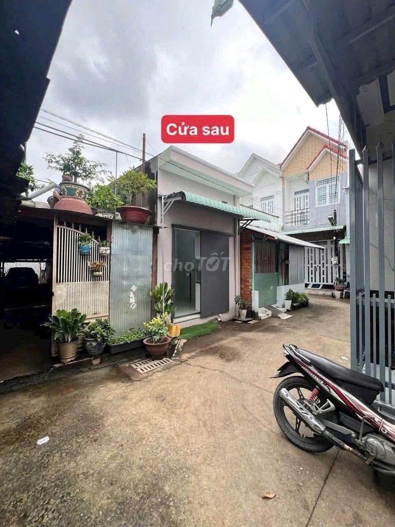 NHÀ 2 MẶT TIỀN ( TRƯỚC - SAU) – GIÁ CHỈ 1,690 TỶ! (CÒN TL)