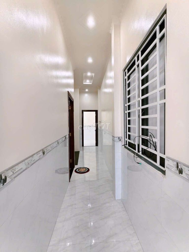 NHÀ RỘNG RÃI - HẺM 388JZ NGUYỄN VĂN CỪ