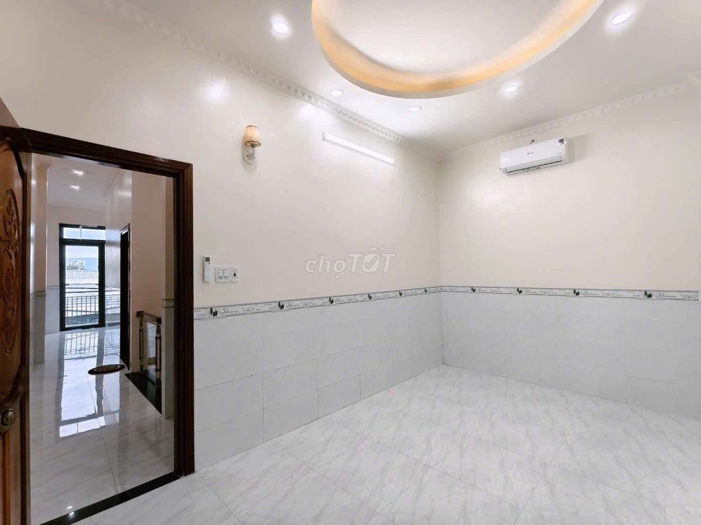 NHÀ RỘNG RÃI - HẺM 388JZ NGUYỄN VĂN CỪ - Ảnh 8