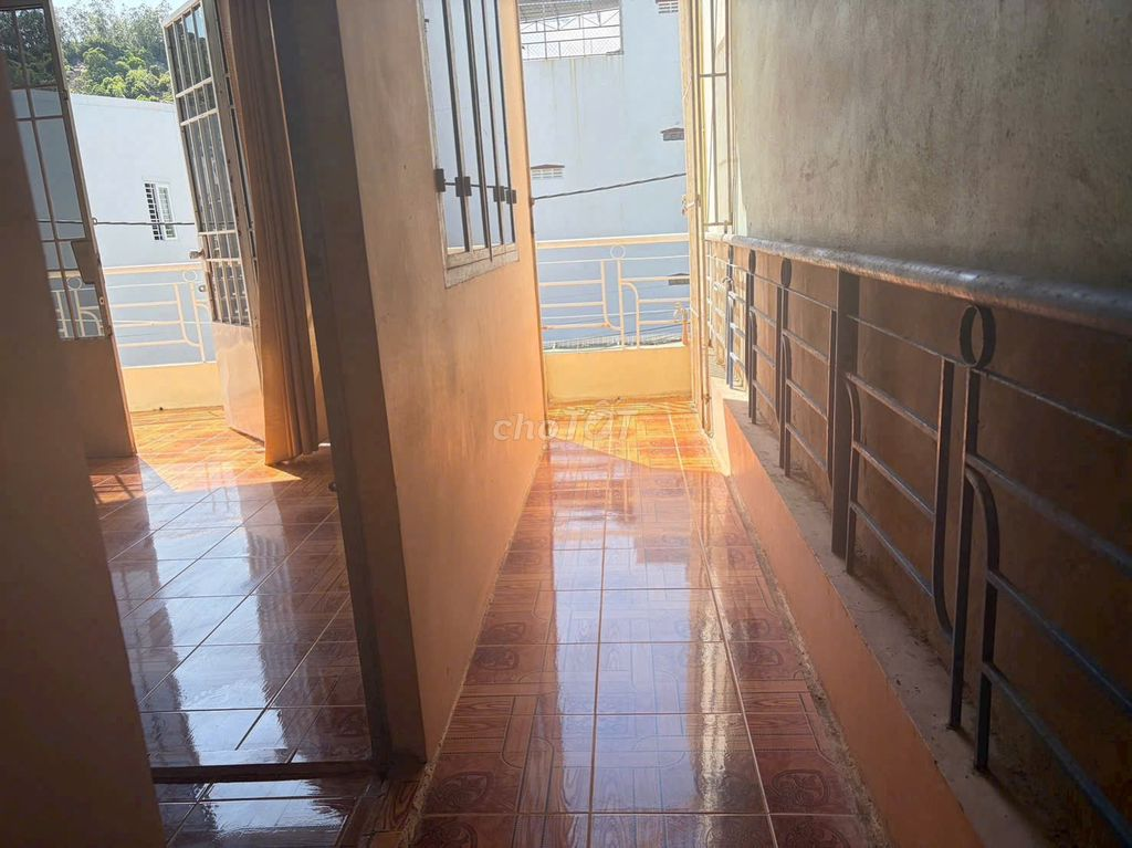 BÁN NHÀ MTKD Ngô Đến-DT88m2-2T-3PN-ÔTÔ đậu cửa-gần biển-GIÁ chỉ 3ty9 - Ảnh 4