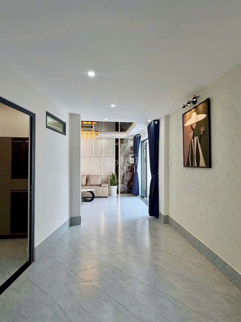NHÀ 3 PHÒNG NGỦ - HẺM 132 NGUYỄN THỊ MINH KHAI