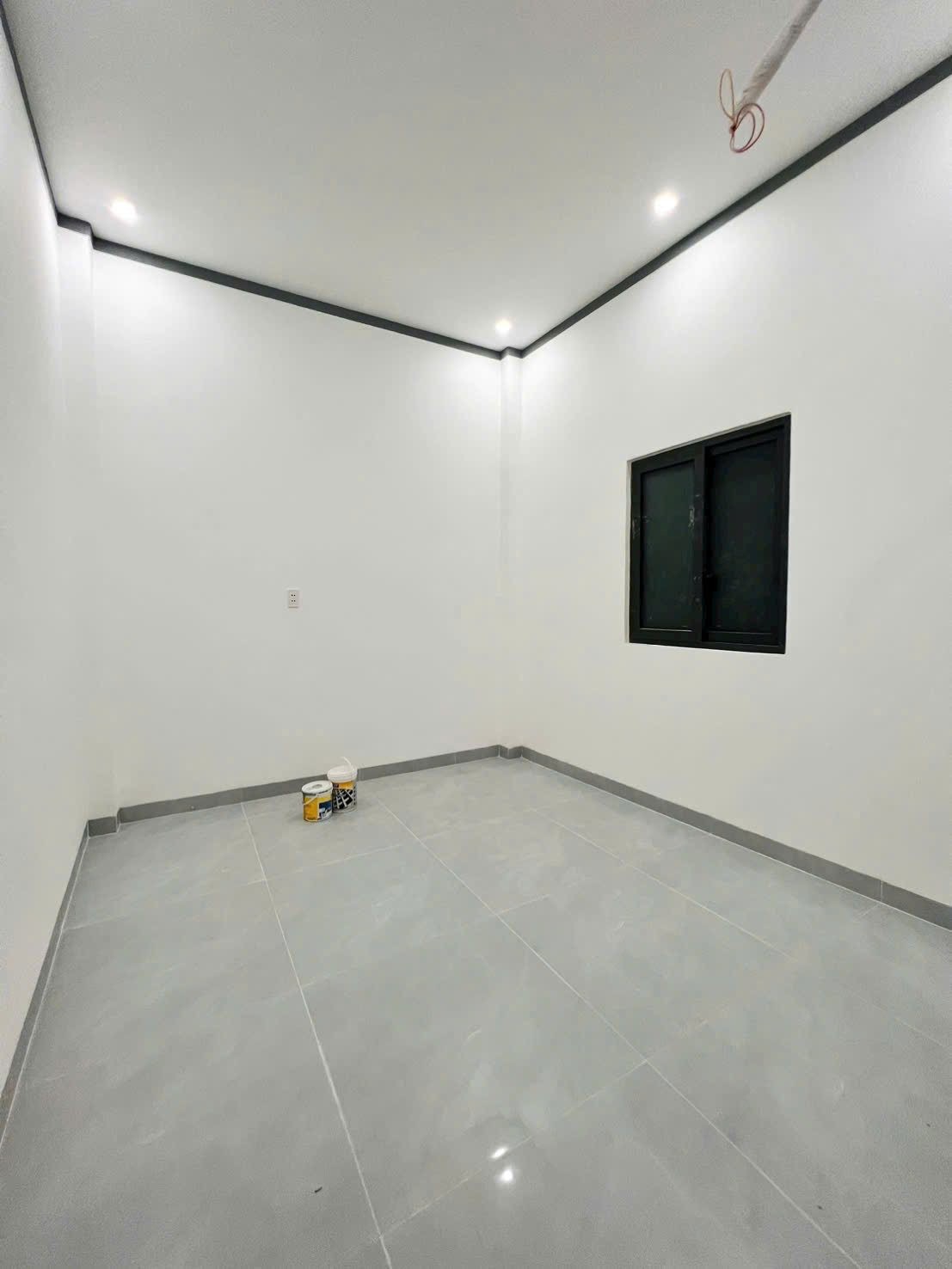 Gia đình cần chia tài sản bán gấp căn nhà lầu gần hành chính công Phường Tân Triều. Giá 1tỷ6. Trả trước 400Triệu nhận nhà - Ảnh 2