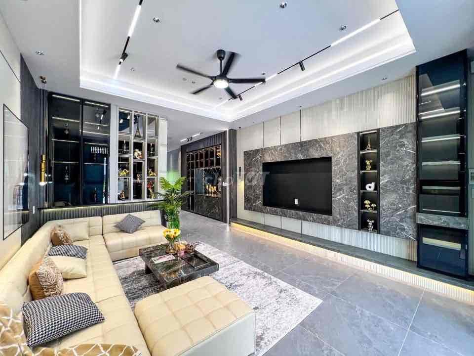 NHÀ TRỆT LẦU - HẺM 6M NGUYỄN VĂN CỪ - Ảnh 11